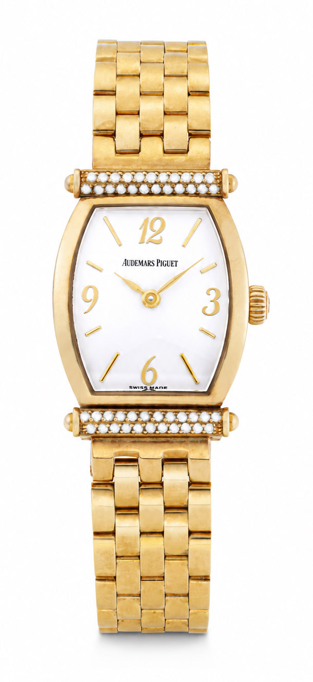 Audemars Piguet Carnegie 19mmX26mm 79301BA 18K Yellow Gold Women's Watch