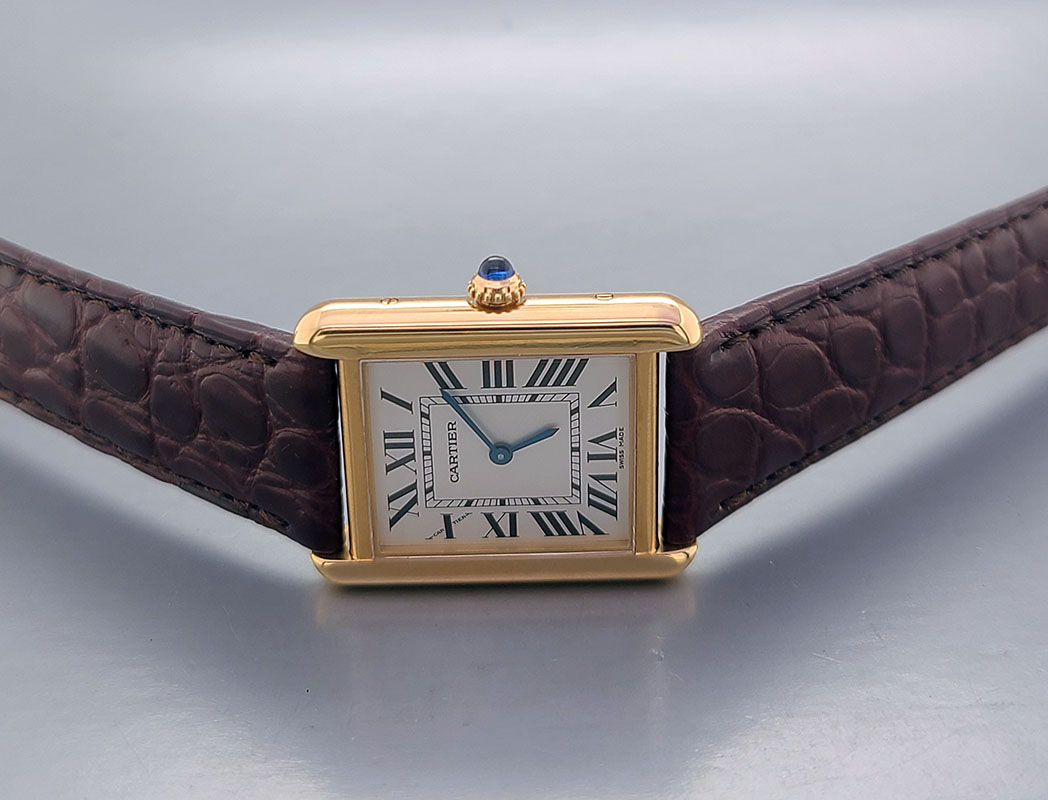 Cartier tank outlet solo small gold