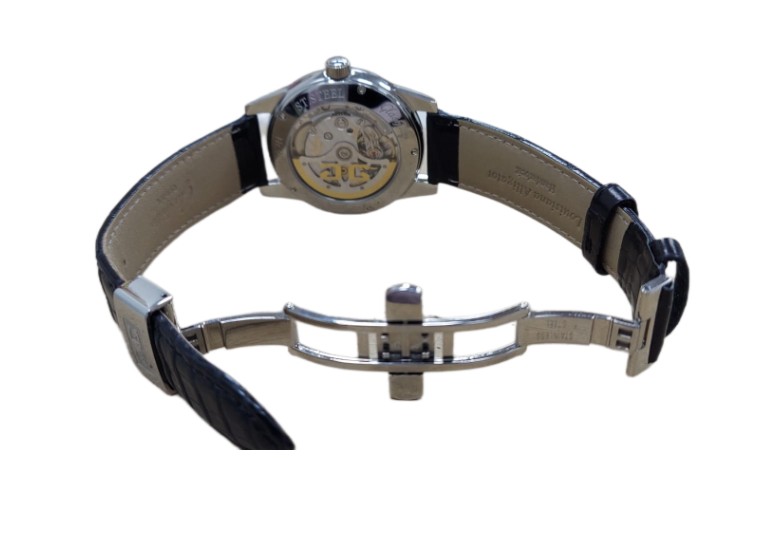 Glashutte Senator 39mm 39.44.04.12.04 Stainless Steel Men's Watch