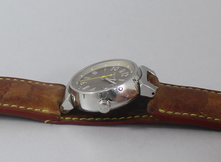 Louis Vuitton Tambour Watch - Q1212