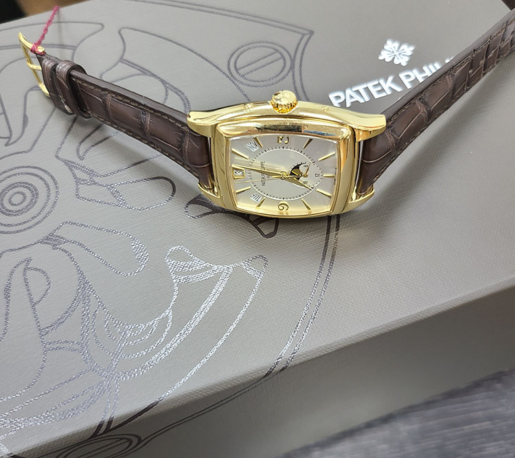 Patek 5135j top