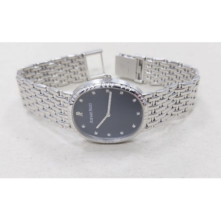 audemars-piguet-vintage-29x33mm-18k-white-gold-womens-watch