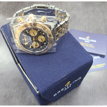 Breitling Chronomat 44mm CB0110 18K Rose Gold/Stainless Steel Men's Watch