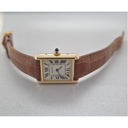 cartier-tank-louis-290x220mm-w1529856-18k-yellow-gold-womens-watch