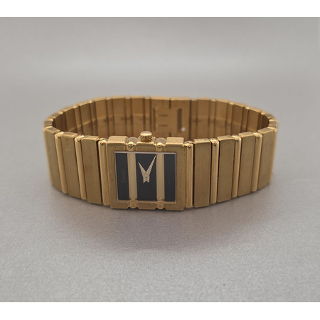 piaget-polo-20x20mm-8131c701-18k-yellow-gold-womens-watch