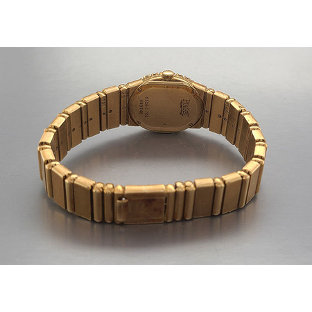 Piaget Polo 19mm 8326 C 701 18K Yellow Gold Women's Watch
