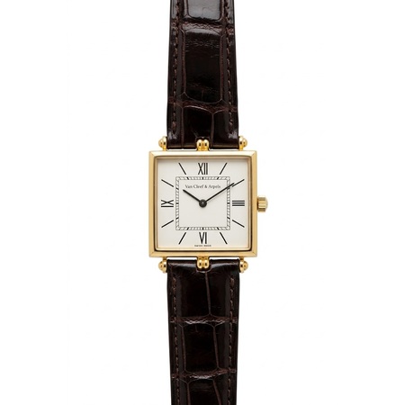 Van Cleef & Arpels Classique 27mm 103342 18K Yellow Gold Unisex Watch