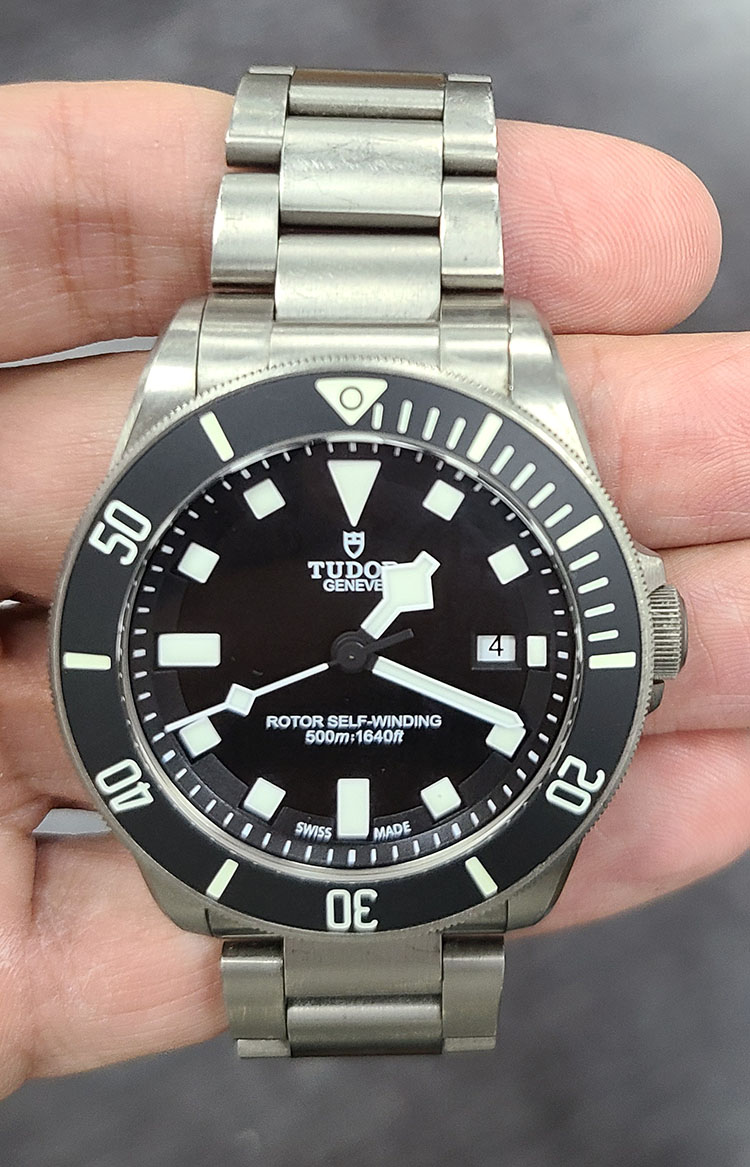 25500tn tudor outlet